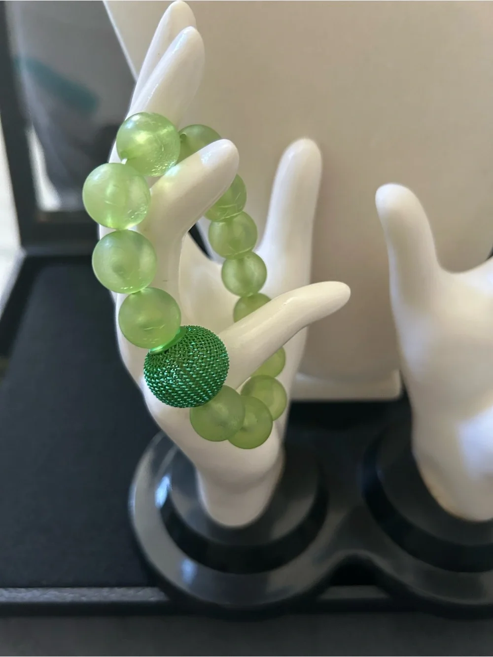Green Beaded Stretch Bracelet with Textured Accent